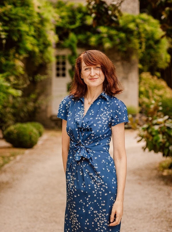 Agnes, Professeure de français qualifiée, en ligne et à Paris